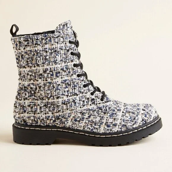 TORRID 9WW Boucle Wide Width Stevie Lace-Up Combat Boots NWT - Picture 10 of 12